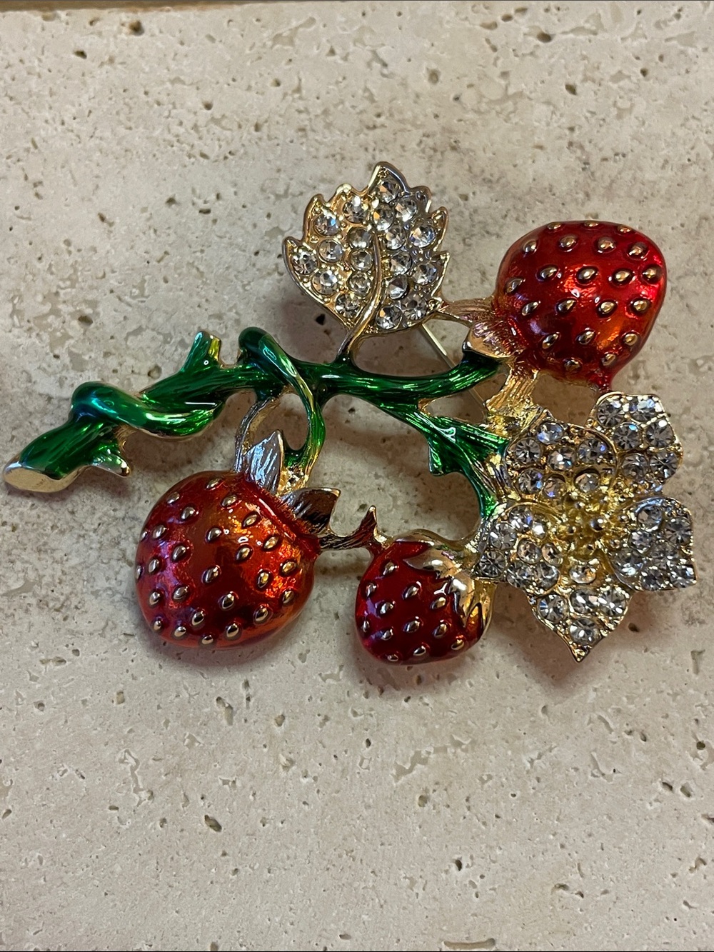 Anthropologie Strawberry Crystal Brooch Pin Fruit Floral Cottagecore Gift